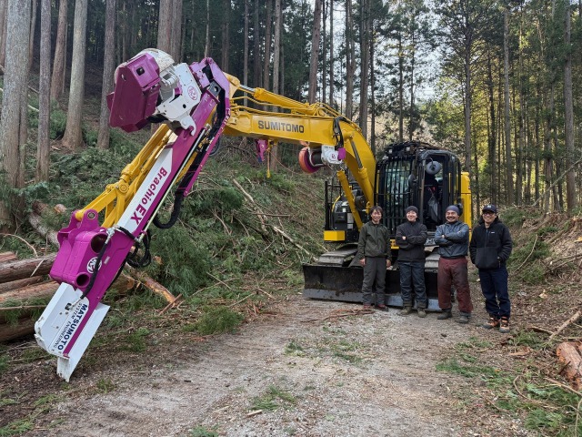 東京都「ブラキオEX」など導入 12m先の立木も伐倒 安全性と生産性向上に期待 松本システムエンジニアリング